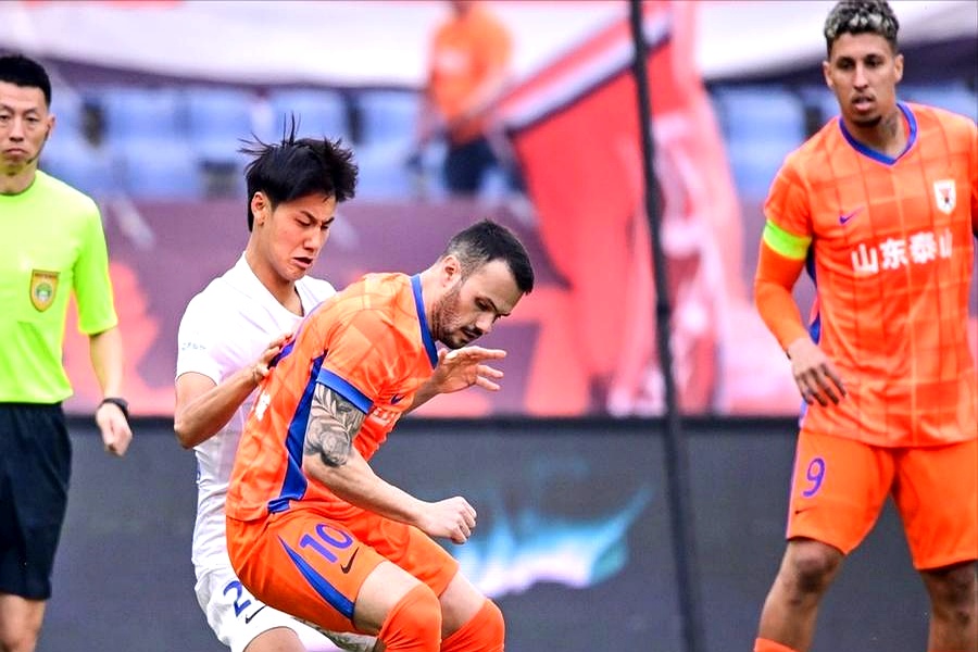 关于鲁能客场击败泰达,继续领跑的信息 关于鲁能客场击败泰达,继续领跑的信息