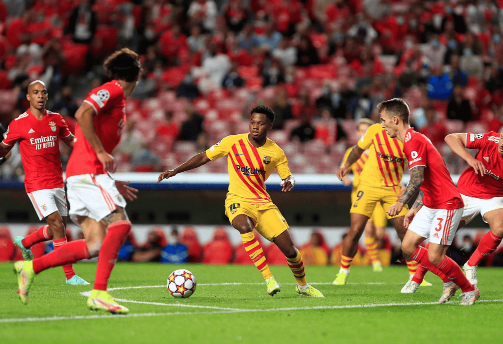 利物浦主场战平伯恩茅斯，领先优势缩小