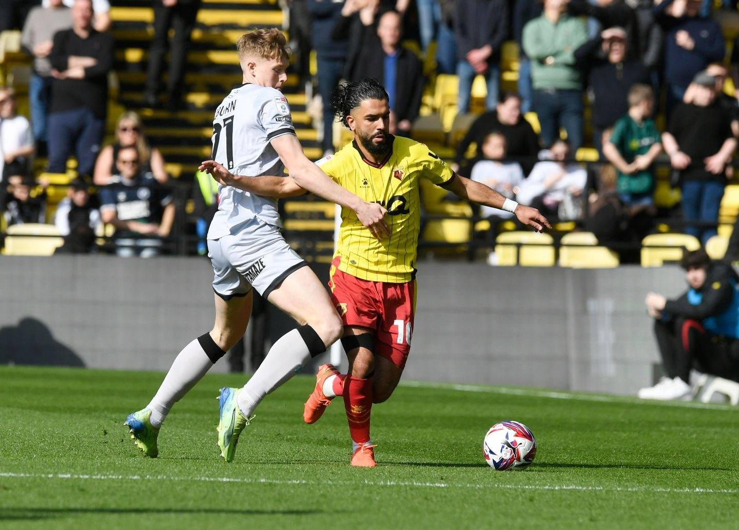 爱游戏官网-关于斯旺西主场取得胜利，气势如虹的信息