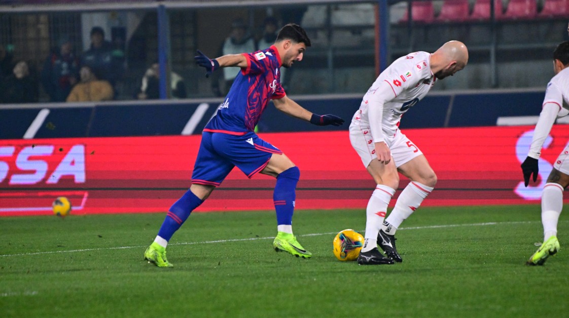 萨索洛客场大胜博洛尼亚,继续保持不败的简单介绍 萨索洛客场大胜博洛尼亚,继续保持不败的简单介绍