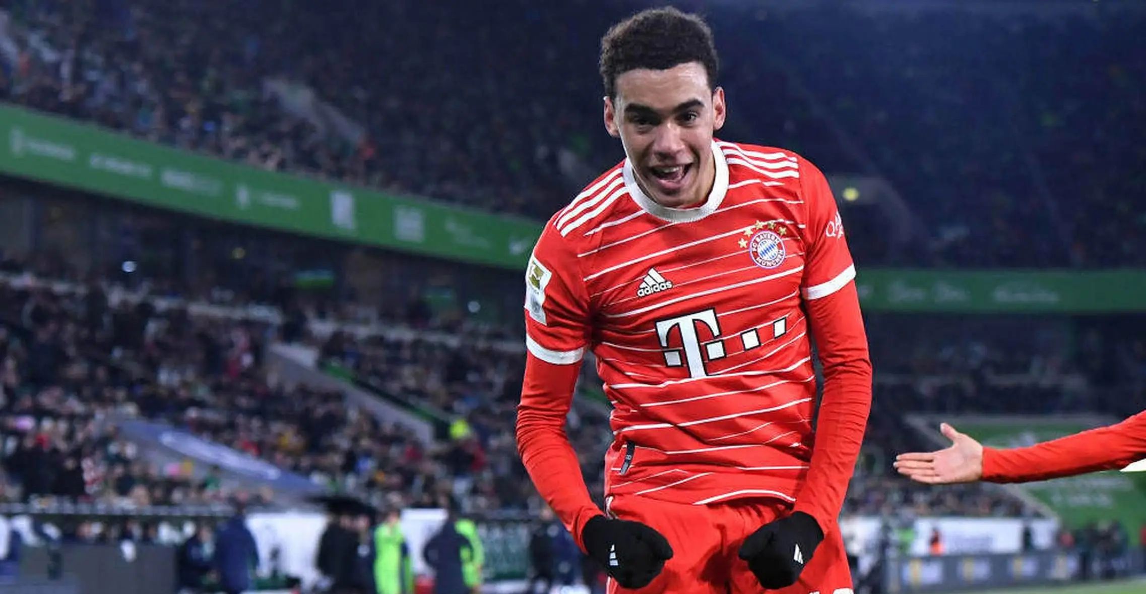 爱游戏在线登录-包含拜仁慕尼黑新星崭露头角，独揽全场称霸的词条