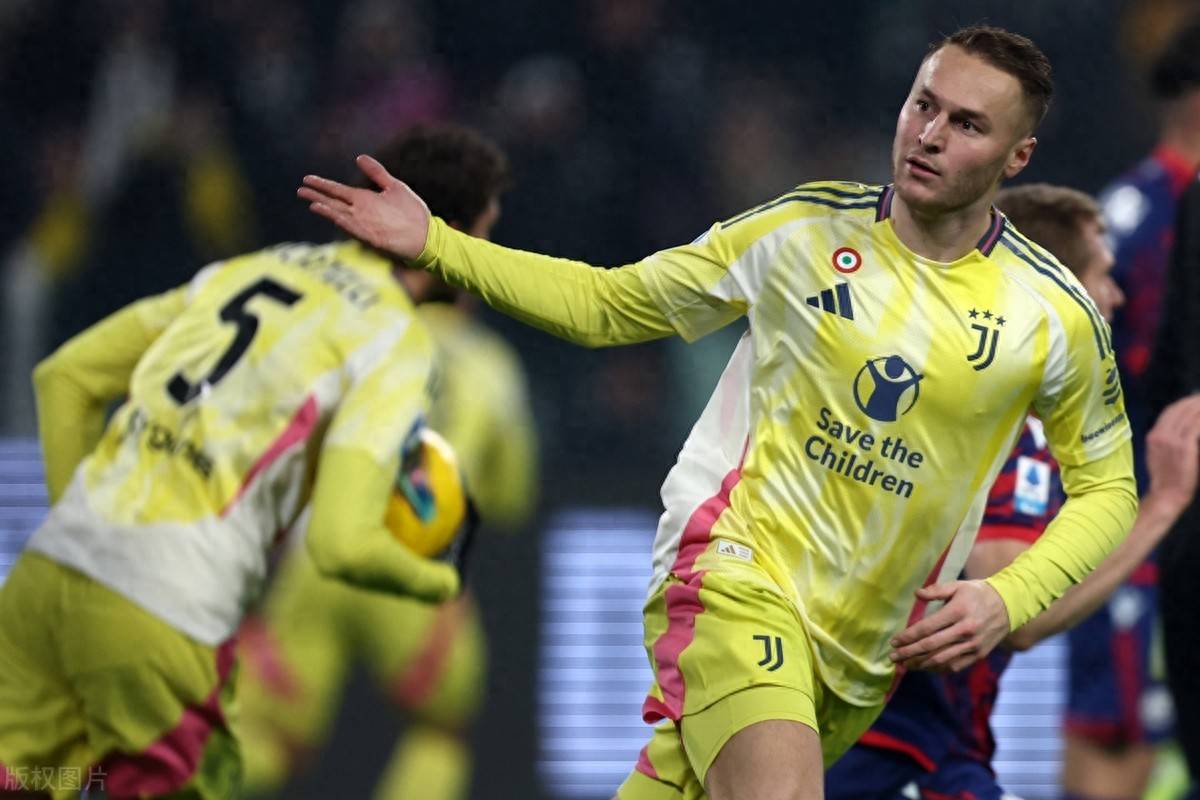 爱游戏体育官网-尤文图斯平局保不败，提前锁定冠军可兑现