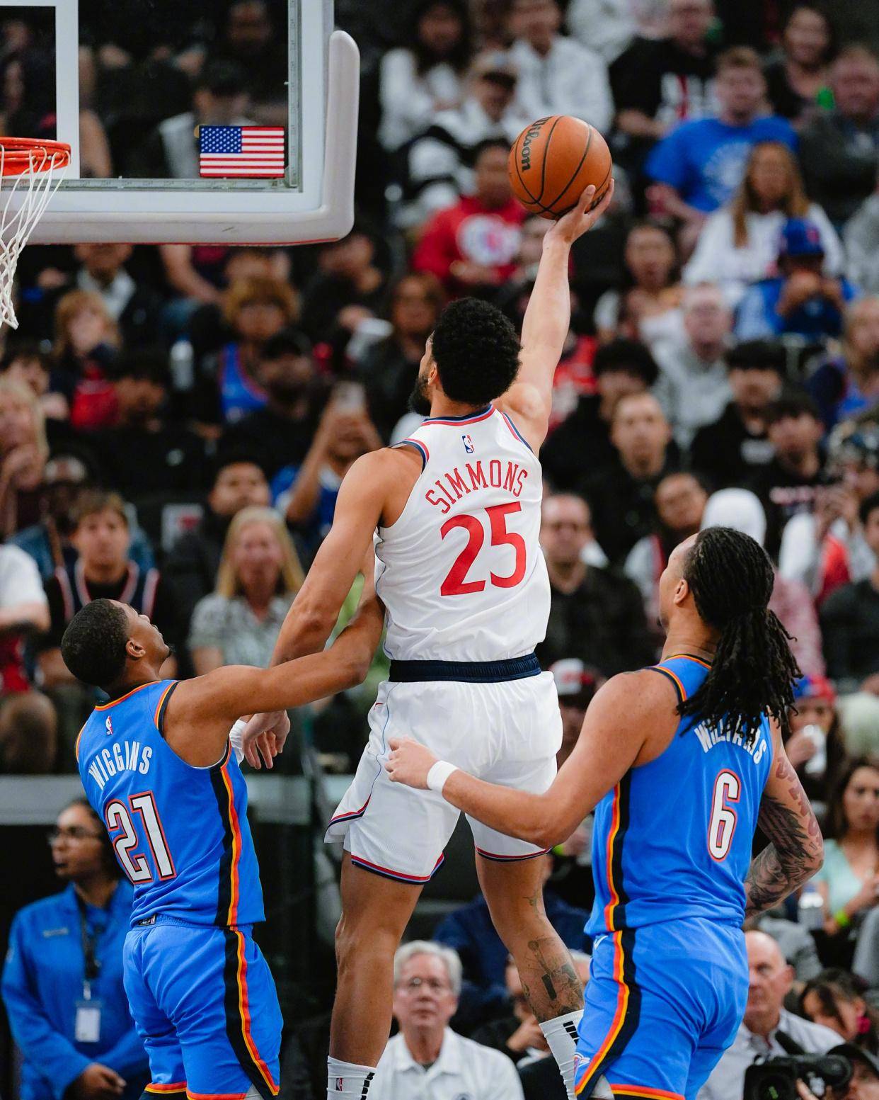 快船硬闯雷霆再度获胜巨大进步的简单介绍