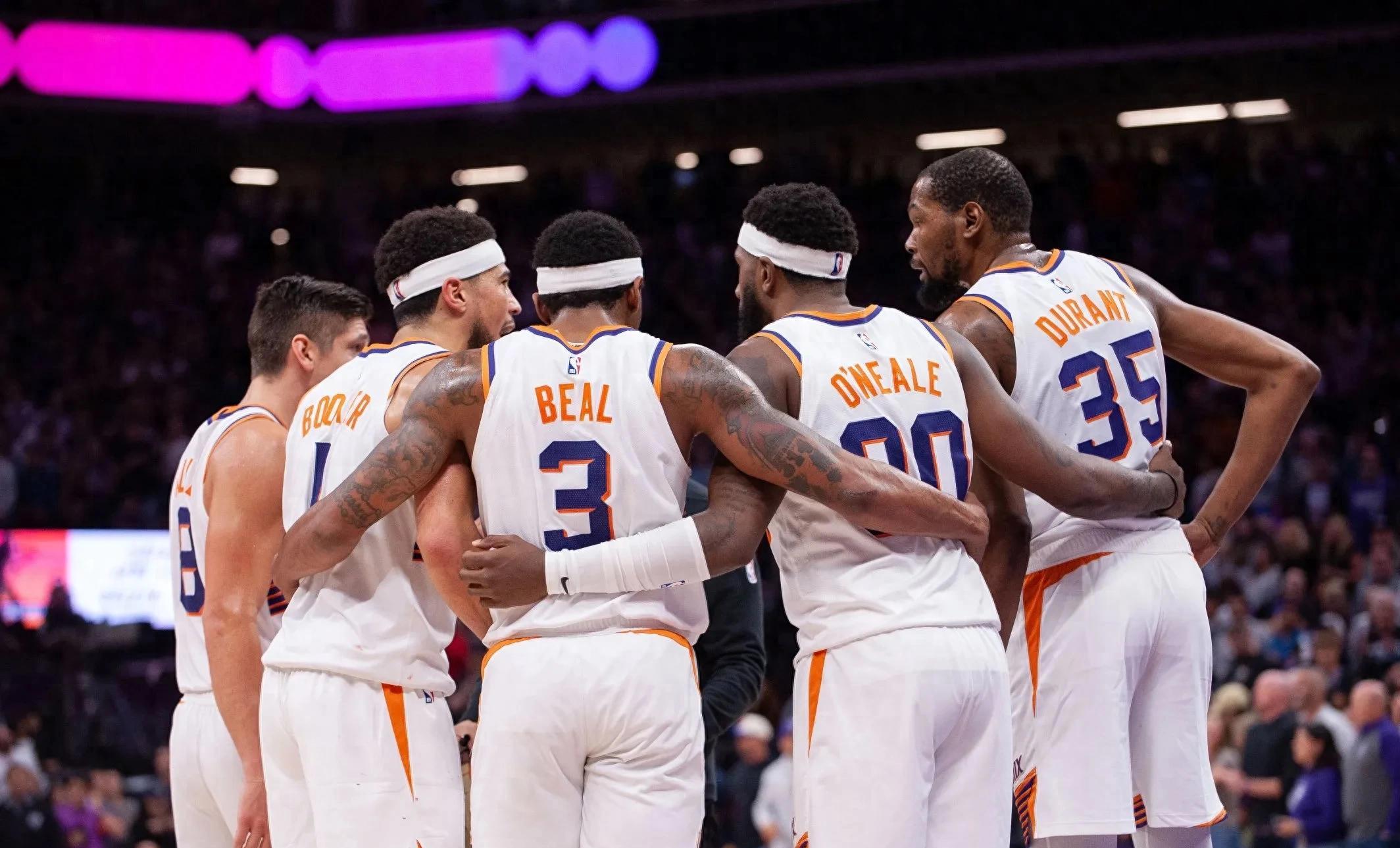 重要成员受伤,球队面临阵容调整 重要成员受伤,球队面临阵容调整