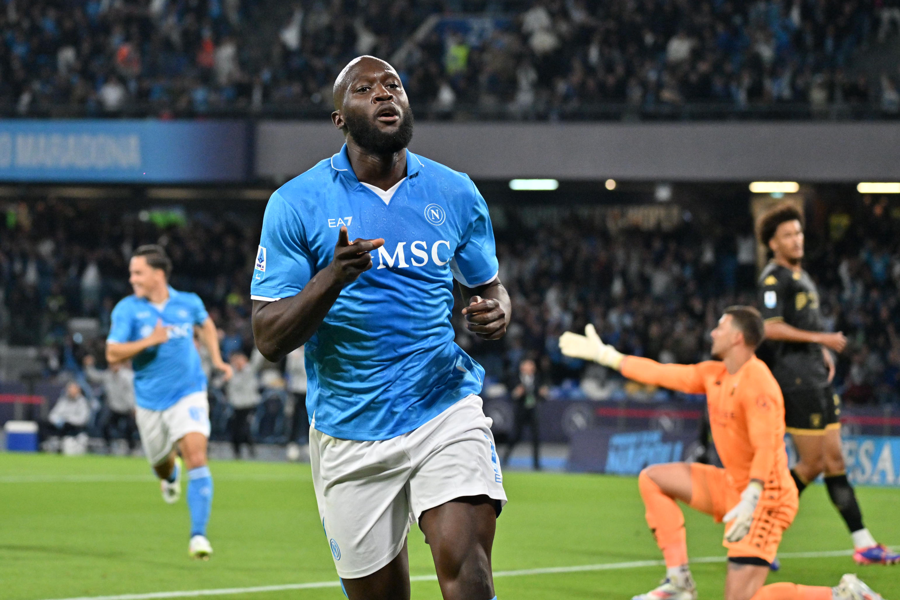 爱游戏在线登录-关于那不勒斯战胜热那亚，豪取三分的信息