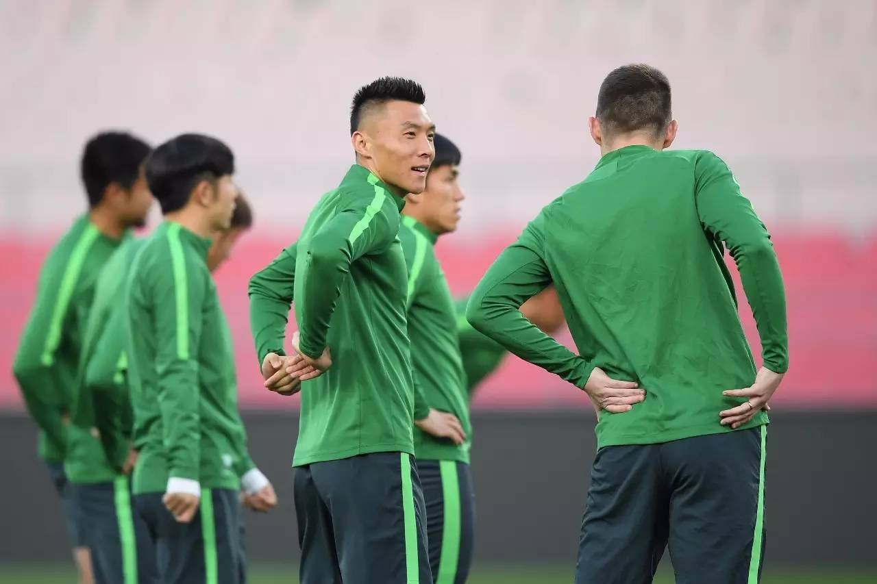 爱游戏-关于辽宁队冷静应对压力，稳定赢得比赛的信息