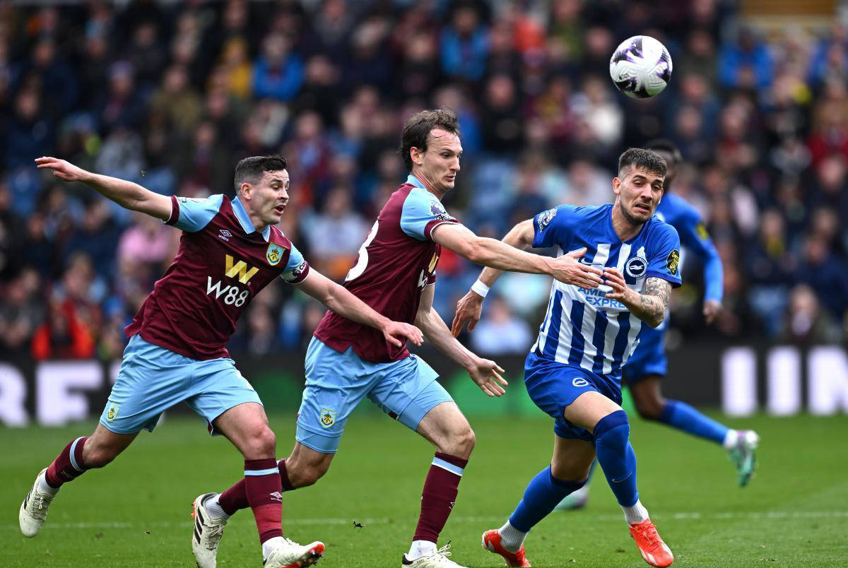 爱游戏app下载-关于伯恩利客场不敌，保级形势堪忧的信息