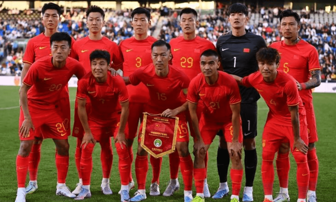 爱游戏亚洲官网-包含尤文图斯客场战胜切尔诺，继续领跑积分榜的词条