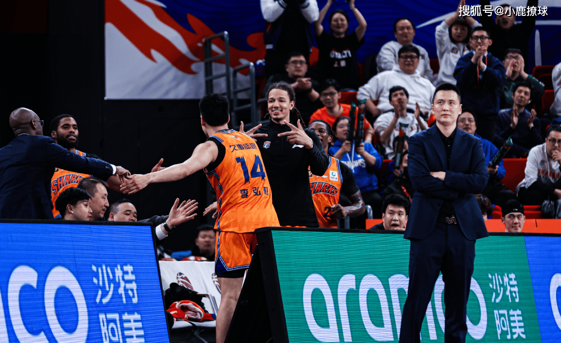 上海男篮回暖崛起，迎来季后赛希望的简单介绍
