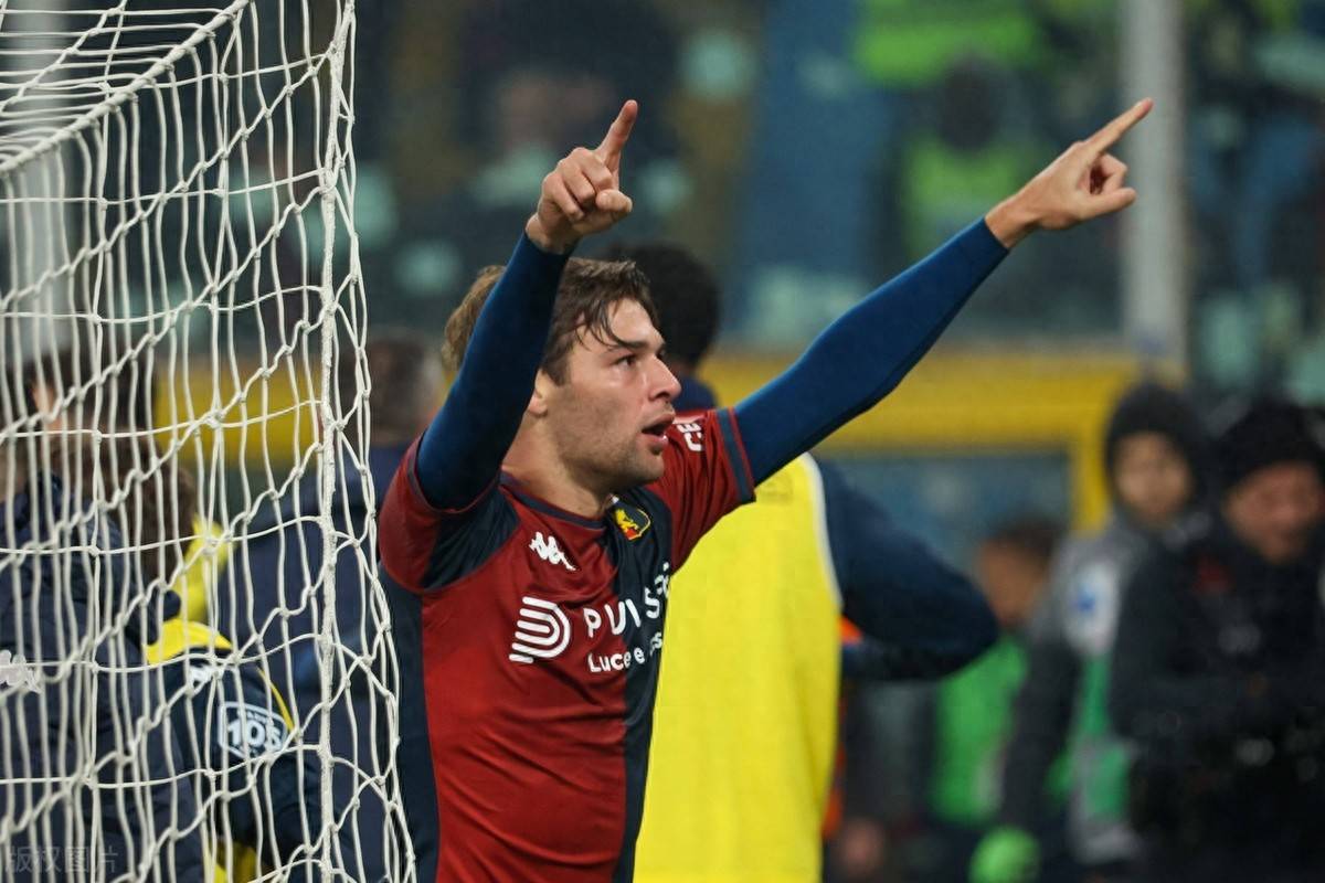 爱游戏网页版入口-沙尔克战平对手，保级压力仍未解除