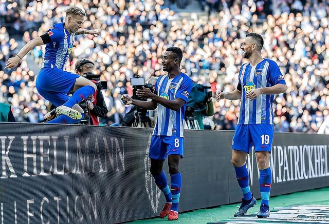 欧洲篮球大赛中爆冷,一支实力不容小觑的球队胜出的简单介绍 欧洲篮球大赛中爆冷,一支实力不容小觑的球队胜出的简单介绍