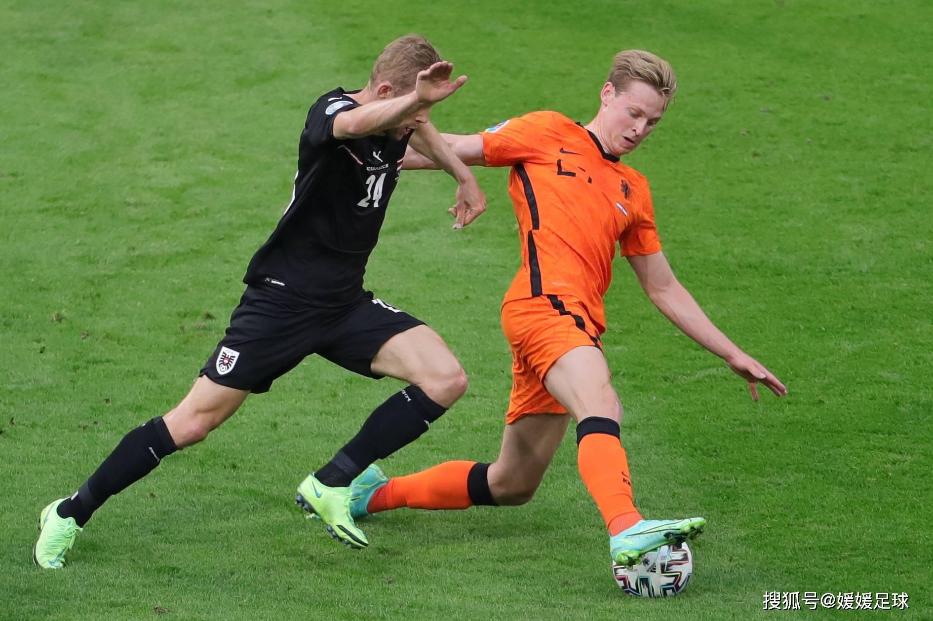 比利时大胜奥地利，欧预赛发挥抢眼的简单介绍