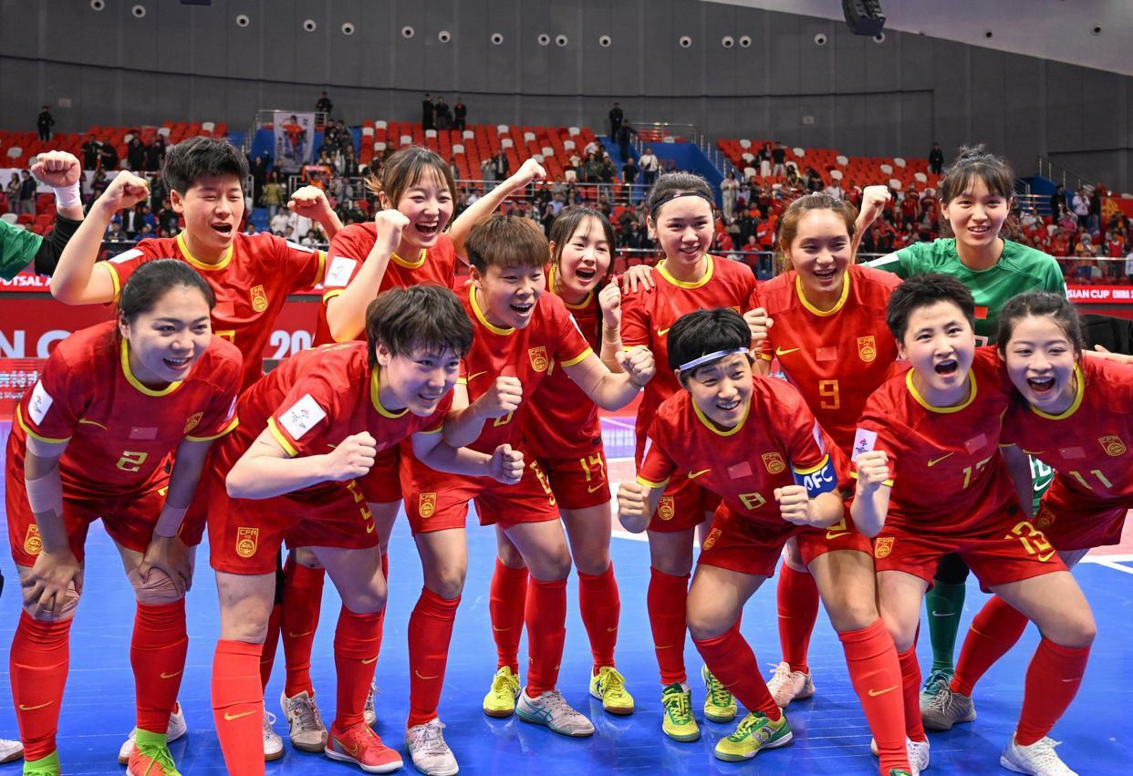 爱游戏官方入口-包含女足国家队备战决赛，信心满满赢得胜利的词条