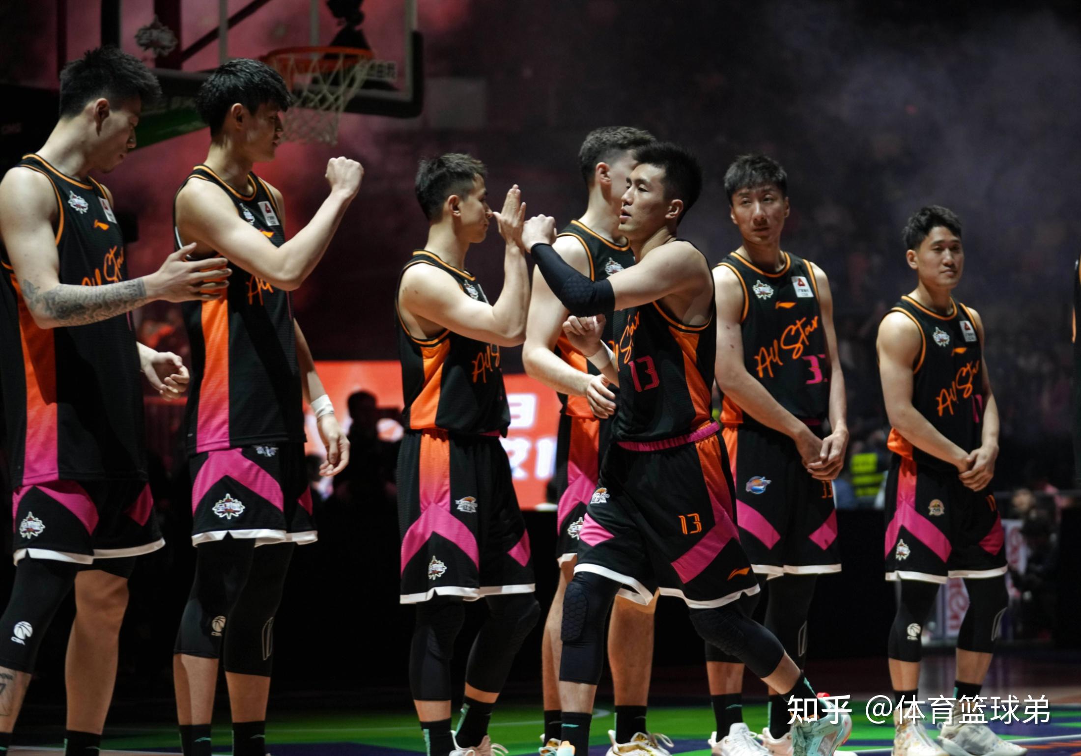 爱游戏在线登录-天津男篮遭遇连败，阵容调整迫在眉睫的简单介绍