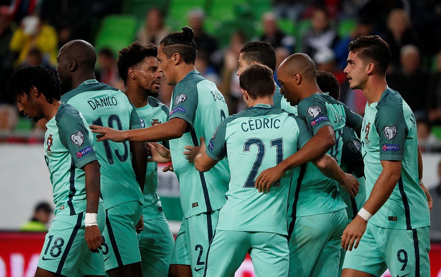 爱游戏官方入口-意大利客场战平卢森堡，领先微弱