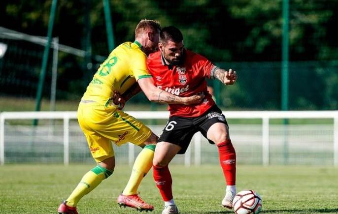 南特客场大胜,法甲领头羊继续发力 南特客场大胜,法甲领头羊继续发力