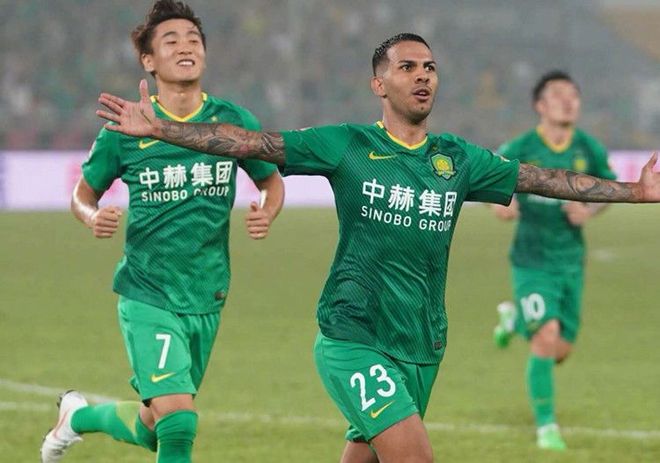 爱游戏入口-恒大实现客场制胜，积分榜领先优势的简单介绍