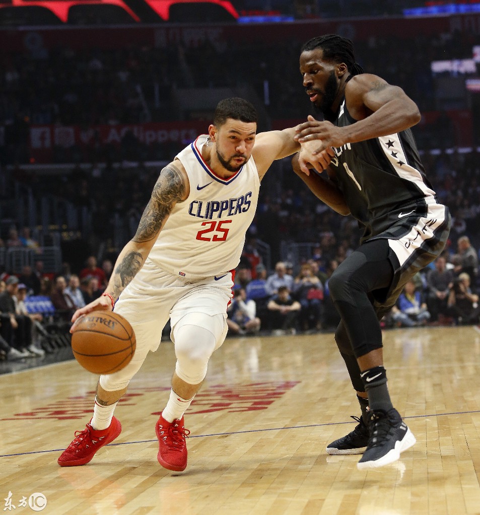 关于神奇一战展开，球队以不屈不挠的态度前进的信息